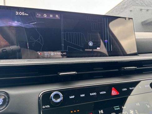 New 2026 Genesis GV80 3.5T e-SC image 16