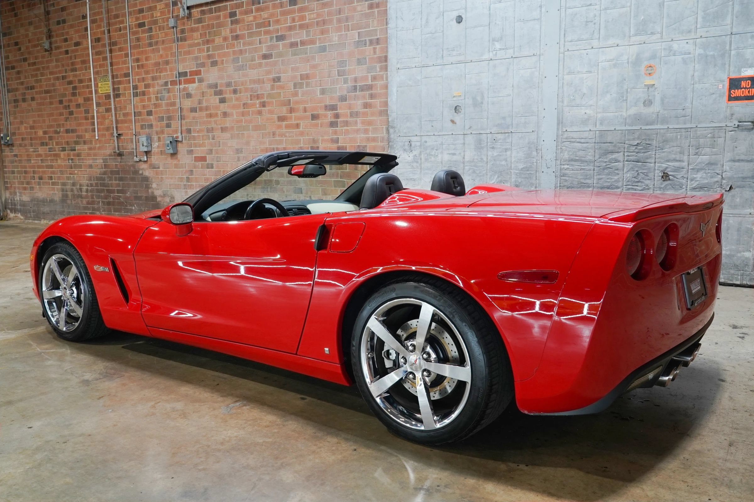 Used 2008 Chevrolet Corvette Convertible w/ Preferred Equipment Group RWD image 35