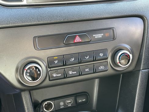 Used 2018 Kia Sportage LX AWD/4WD image 34