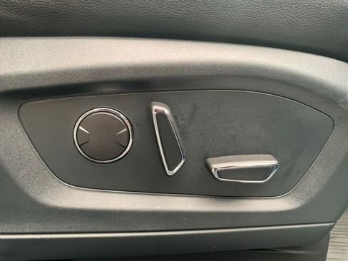 Used 2020 Ford Explorer Limited w/ Class III Trailer Tow Package image 16