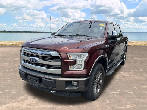 Used 2015 Ford F150 Lariat w/ Equipment Group 502A Luxury AWD/4WD image 4
