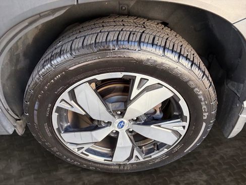 Used 2019 Subaru Forester Touring AWD/4WD image 37