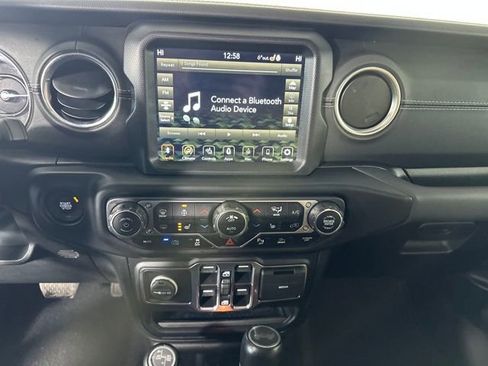 Used 2023 Jeep Wrangler Unlimited Sahara w/ Cold Weather Group image 21