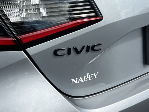 Used 2026 Honda Civic Sport image 9