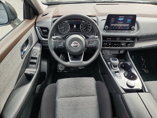 Used 2023 Nissan Rogue SV AWD/4WD image 11