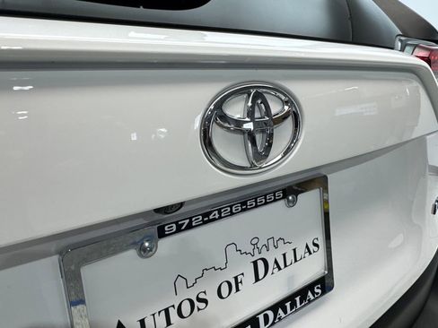 Used 2025 Toyota RAV4 LE FWD image 21