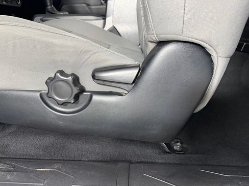 Used 2022 Toyota Tacoma SR RWD image 22