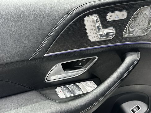 Certified 2024 Mercedes-Benz GLS 580 4MATIC image 12