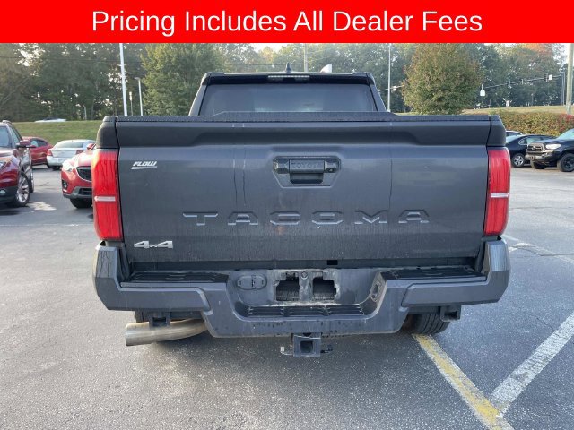 Used 2025 Toyota Tacoma SR5 AWD/4WD image 7