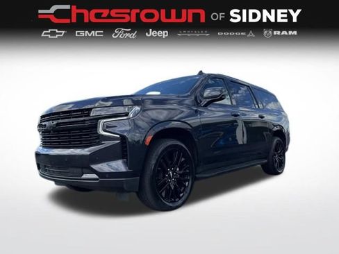 Used 2023 Chevrolet Suburban RST w/ Sport Performance Package AWD/4WD image 9
