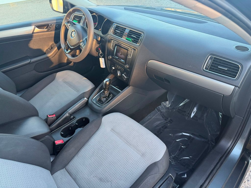 Used 2018 Volkswagen Jetta S FWD image 14