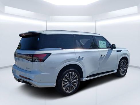 New 2026 INFINITI QX80 Luxe AWD/4WD image 3