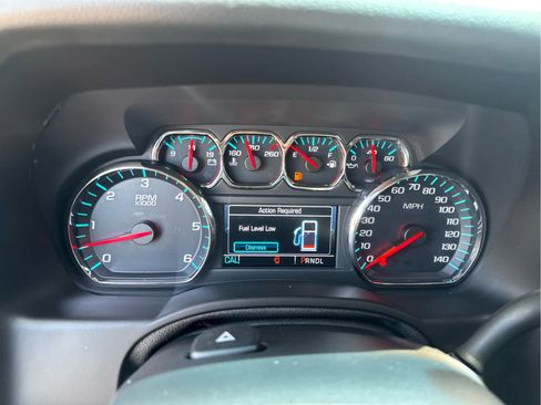 Used 2017 GMC Yukon SLT w/ Premium Edition AWD/4WD image 26