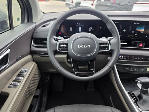 New 2026 Kia Carnival EX FWD image 14
