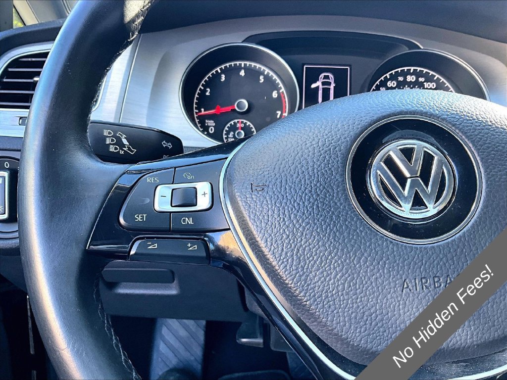 Used 2017 Volkswagen Golf S AWD/4WD image 15