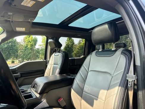 Used 2017 Ford F150 XLT w/ Equipment Group 302A Luxury AWD/4WD image 12