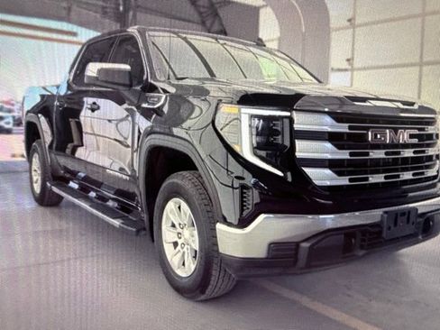 Used 2026 GMC Sierra 1500 SLE AWD/4WD image 12