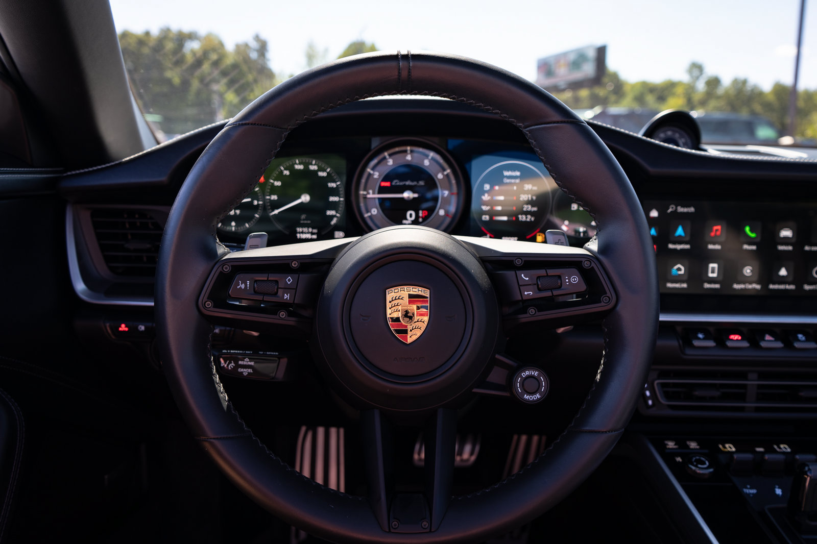Used 2022 Porsche 911 Turbo S AWD/4WD image 60