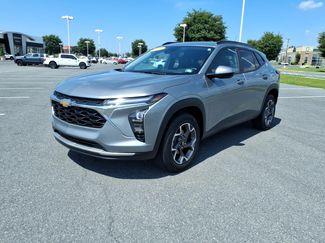 Certified 2024 Chevrolet Trax LT w/ LT Convenience Package FWD video 1
