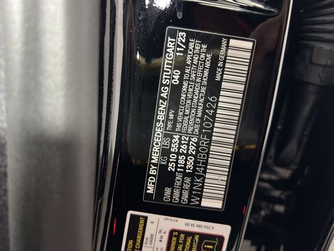 Used 2024 Mercedes-Benz GLC 300 4MATIC image 30