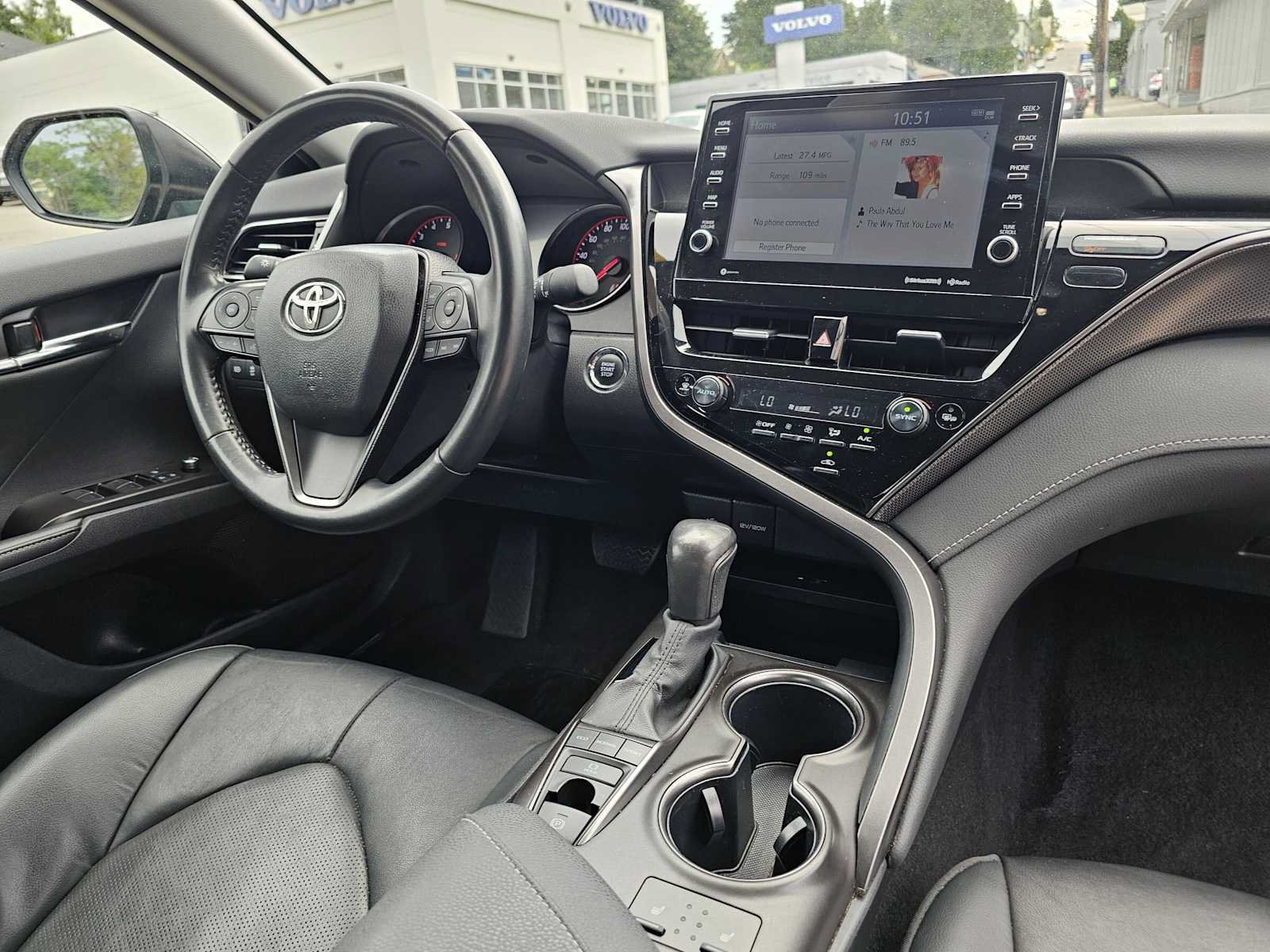Used 2024 Toyota Camry XSE FWD image 12