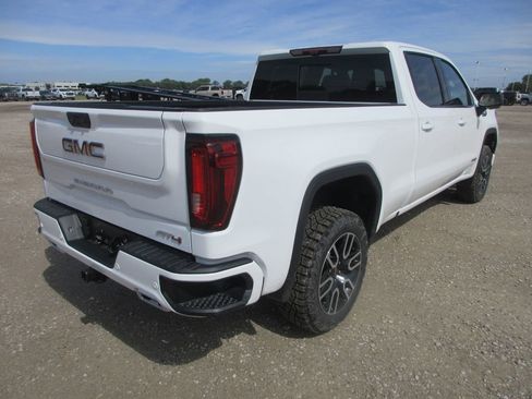 New 2026 GMC Sierra 1500 AT4 w/ AT4 Premium Package AWD/4WD image 4
