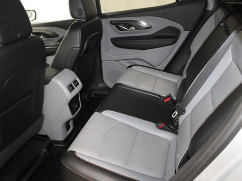 Used 2019 GMC Terrain SLT w/ Preferred Package FWD image 17