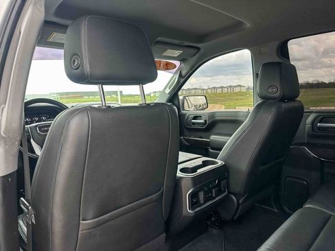 Used 2020 GMC Sierra 1500 SLT image 17