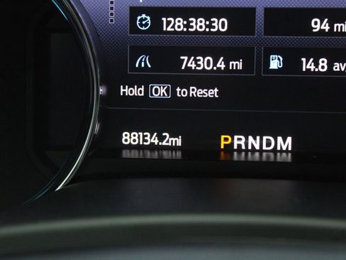 Used 2022 Ford F250 Lariat image 33