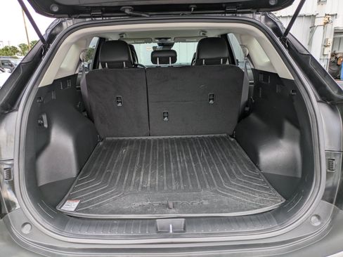 Certified 2025 Kia Sportage EX FWD image 10