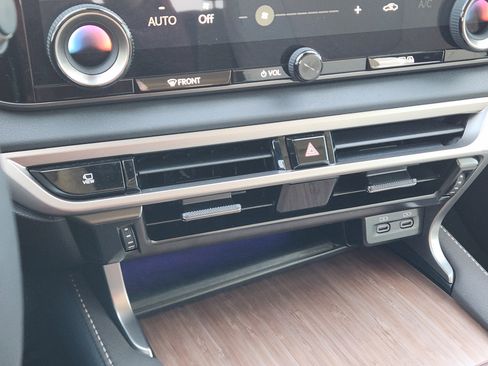 Used 2025 Lexus RX 350 Premium Plus w/ Accessory Package (Z1) image 12