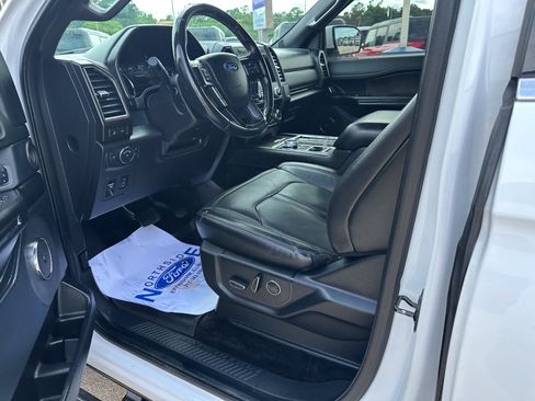 Used 2025 Ford Expedition Max Platinum w/ Driver's Package AWD/4WD image 13