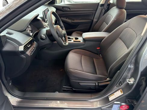 Certified 2025 Nissan Altima 2.5 S image 15