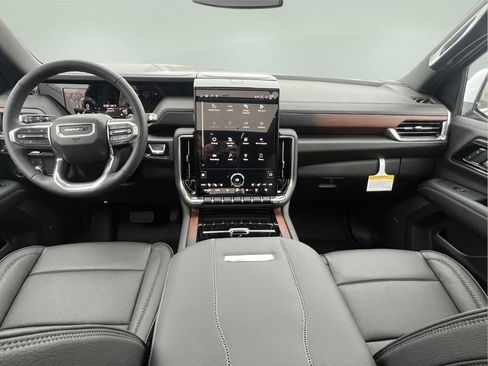 New 2026 GMC Yukon XL Denali w/ Sun & Power Step Package AWD/4WD image 18