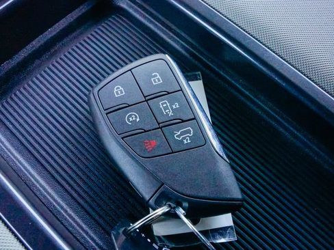 New 2026 GMC Hummer EV SUV image 23