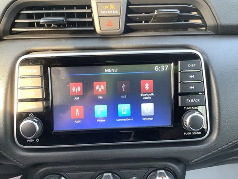 Used 2024 Nissan Versa S w/ S Plus Package image 15