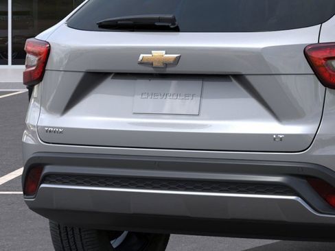 New 2026 Chevrolet Trax LT image 14