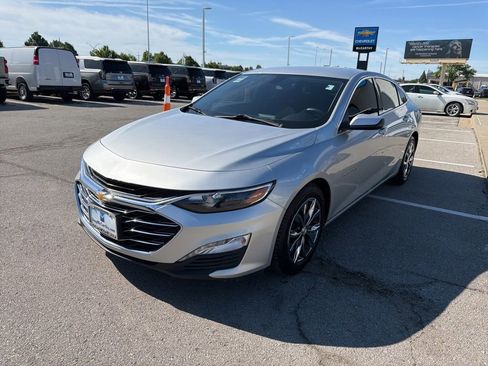 Used 2019 Chevrolet Malibu LT FWD image 7