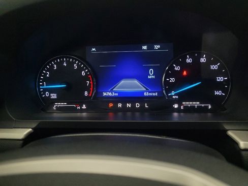 Used 2022 Ford Explorer XLT w/ Equipment Group 202A AWD/4WD image 23