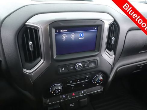 Used 2020 Chevrolet Silverado 1500 Custom Trail Boss w/ LPO, Dark Essentials Package AWD/4WD image 3