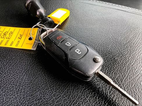 Used 2017 Ford F150 XLT w/ Equipment Group 301A Mid image 15