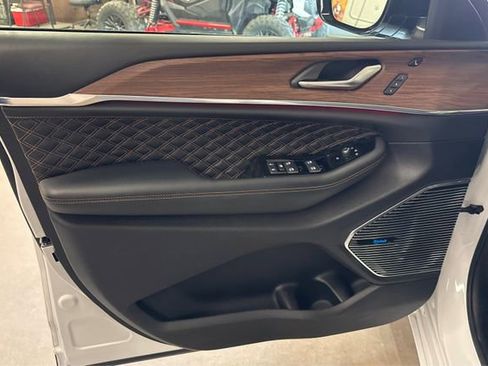 Used 2023 Jeep Grand Cherokee L Summit w/ Advanced Protech Group IV image 19