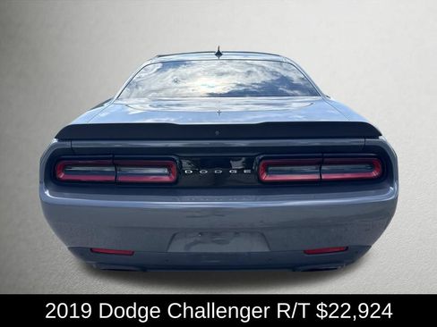 Used 2019 Dodge Challenger R/T w/ Blacktop Package RWD image 4