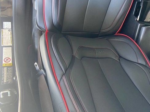 Used 2013 Lexus ES 300h image 23