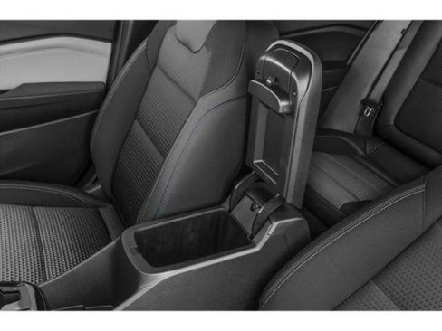 Used 2025 Chevrolet Trax LT w/ LT Convenience Package FWD image 17