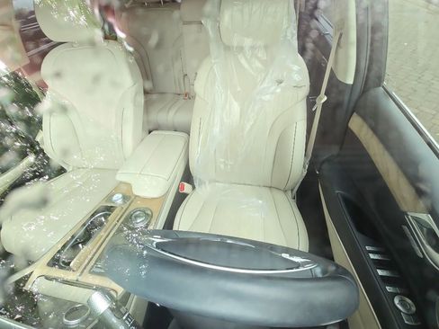 Used 2022 Genesis GV80 2.5T w/ Prestige Package 04 AWD/4WD image 12