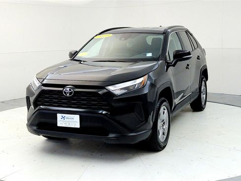 Certified 2025 Toyota RAV4 XLE AWD/4WD image 2