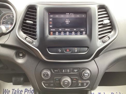 Used 2021 Jeep Cherokee Latitude Lux w/ Trailer Tow Group image 41