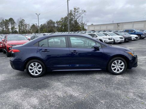 Used 2024 Toyota Corolla LE image 4