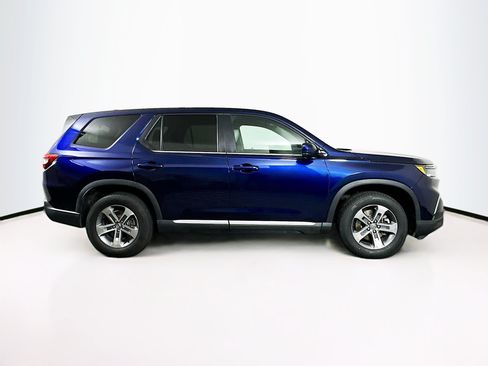 Used 2025 Honda Pilot EX-L image 10